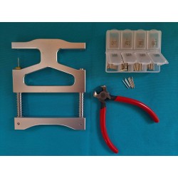 Tools set for center pins
