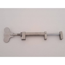 Hammerhead & butt extractor upright